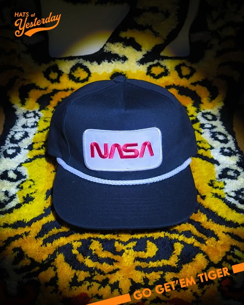 Topi NASA - the worm logo vintage rope hat photo 1