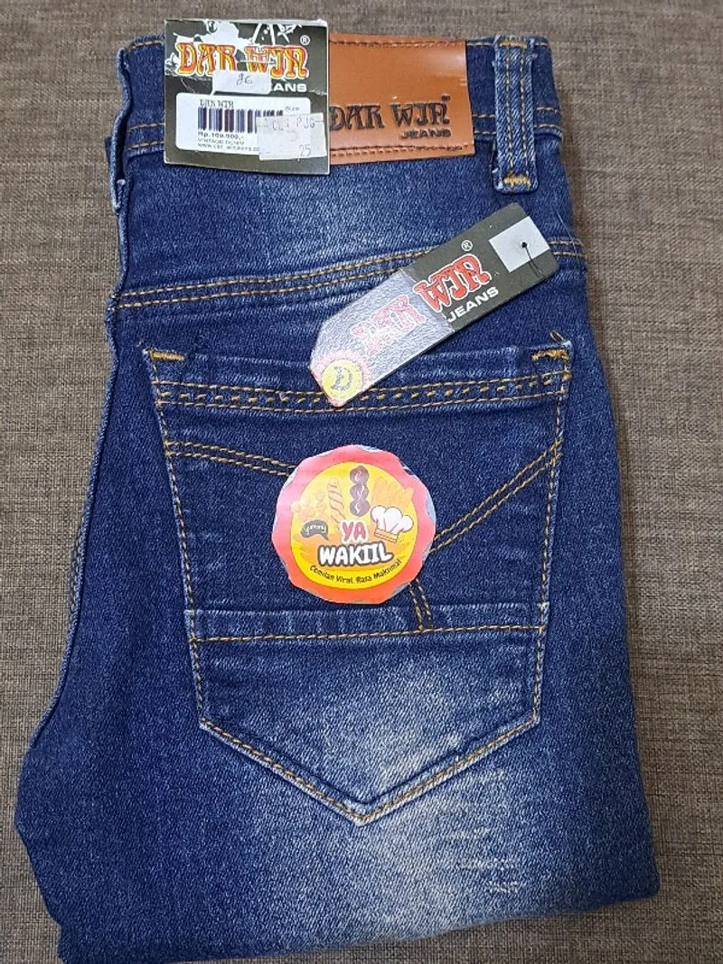 Jeans Pensil Wanita
Warna Biru Tua
Size 25
Harga Promo 47 K
 photo 1