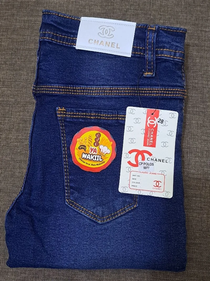 Celana Jeans Pensil Wanita
Warna Biru Tua
Size 28
Harga Prom photo 1