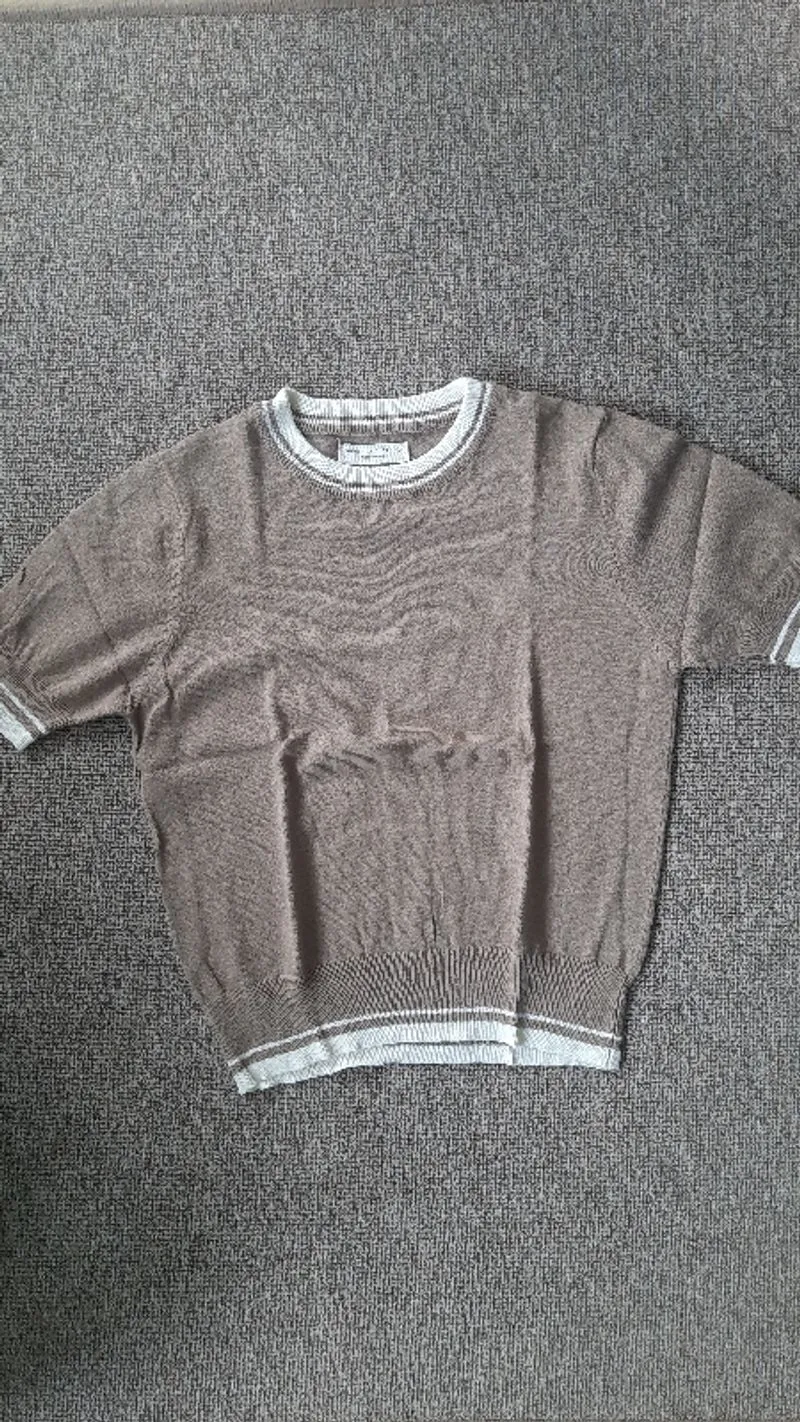 Sweater photo 1