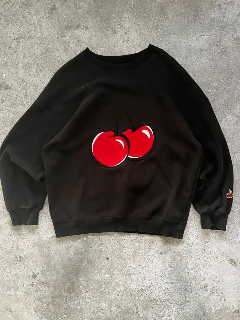 crewneck kirsh photo 1