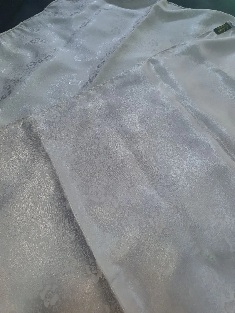 Hijab Segiempat Silver Motif photo 1