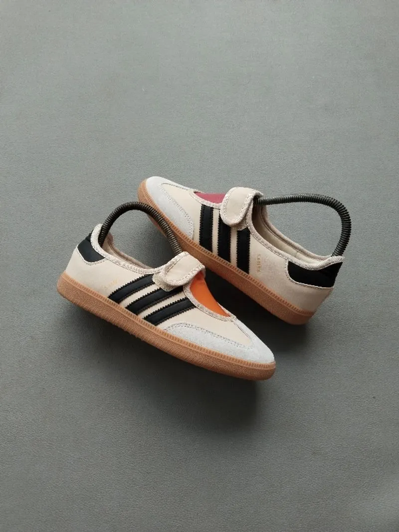 adidas jane photo 1