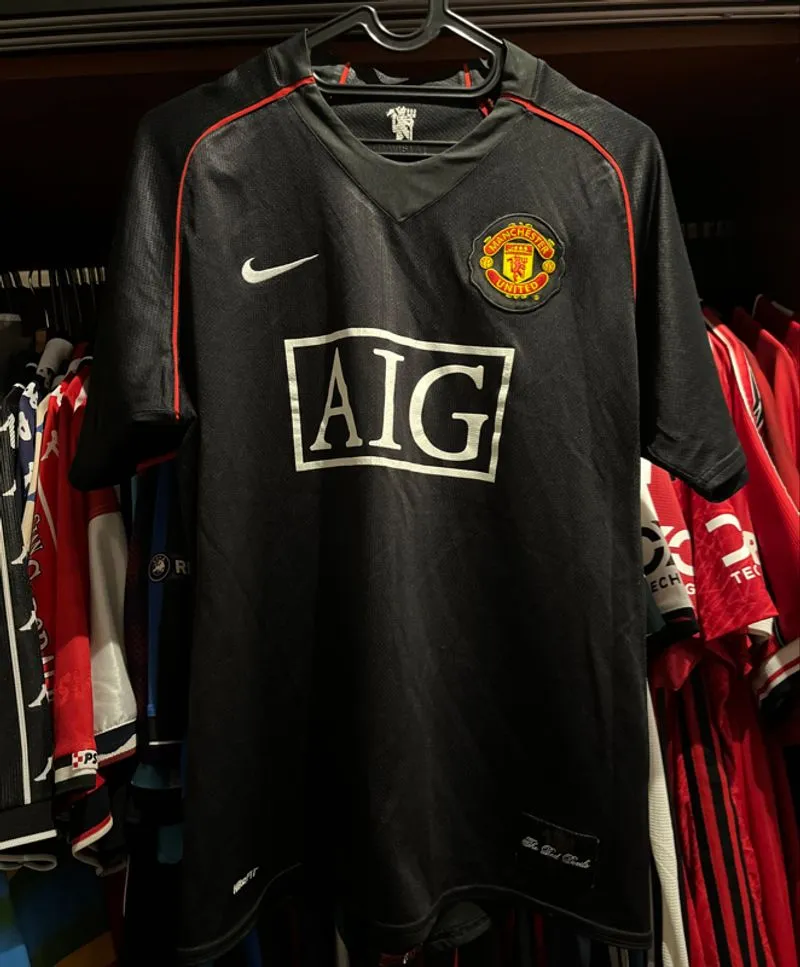 Manchester United 2007/08 Away Jersey photo 1