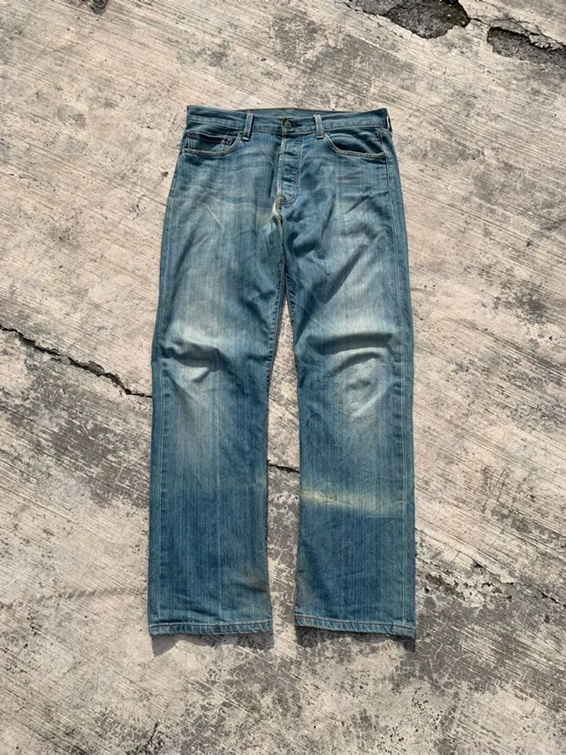 Vintage Jeans Levis 501 Butterfly Bottom photo 1