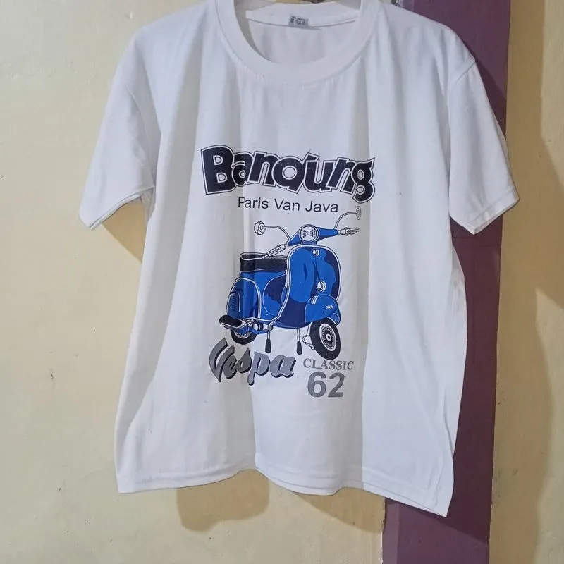 Casual T-shirt Pria white photo 1