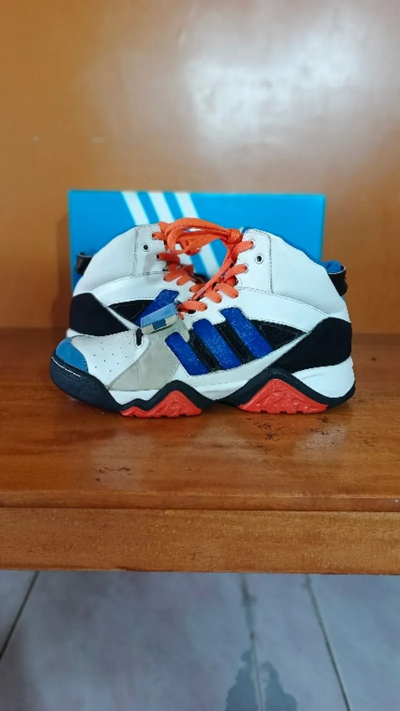 Adidas Basket Blue White photo 1