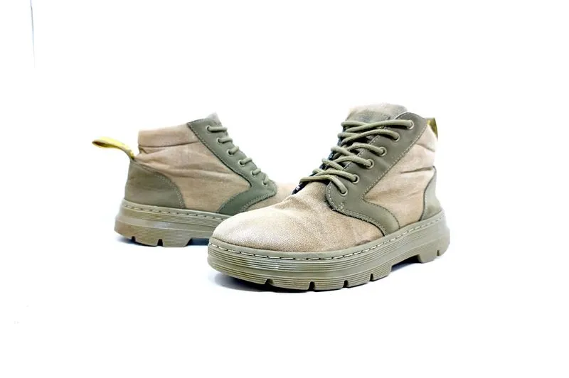 Dr. Martens Bonny II chukka boots photo 1