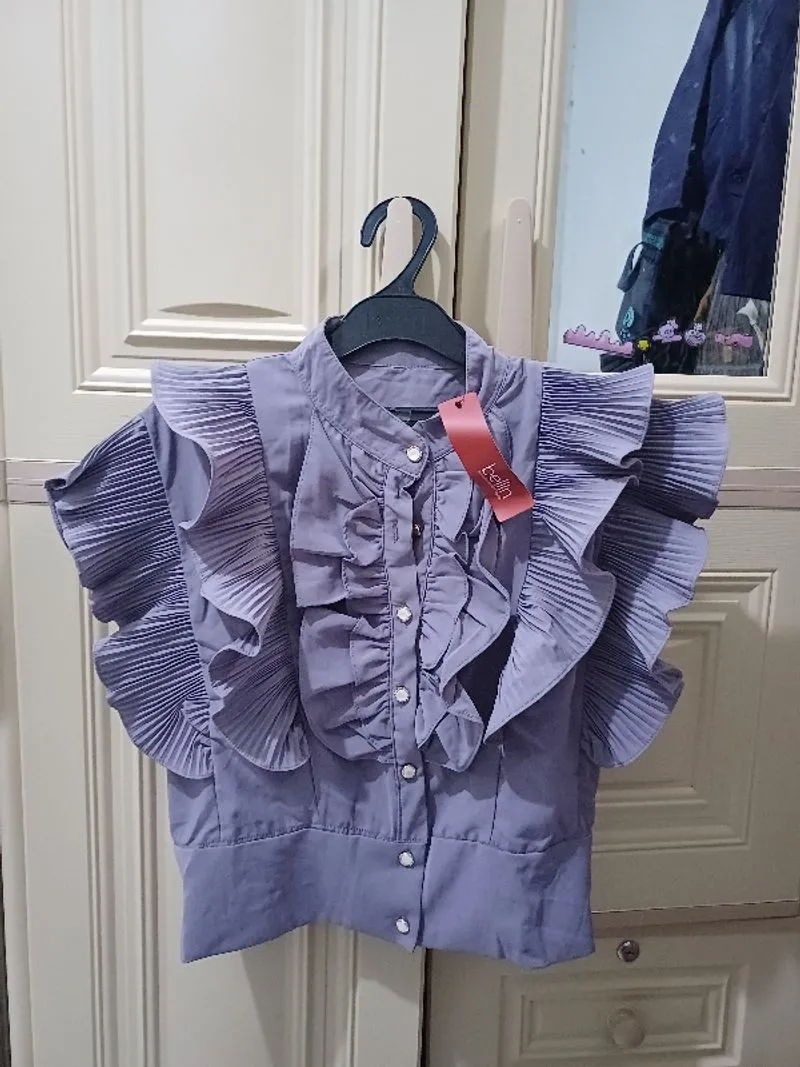 Bellin Ruffle Pleated Blouse (Lilac) photo 1
