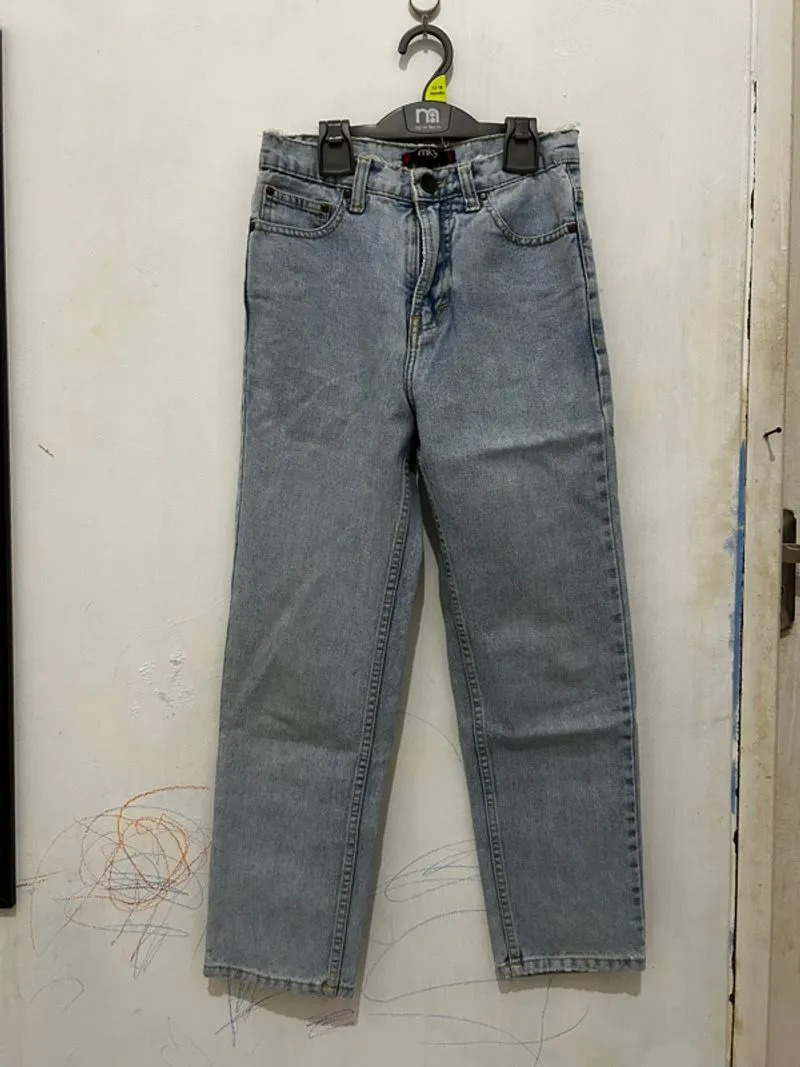 MKY Clothing Boyfriend Jeans photo 1