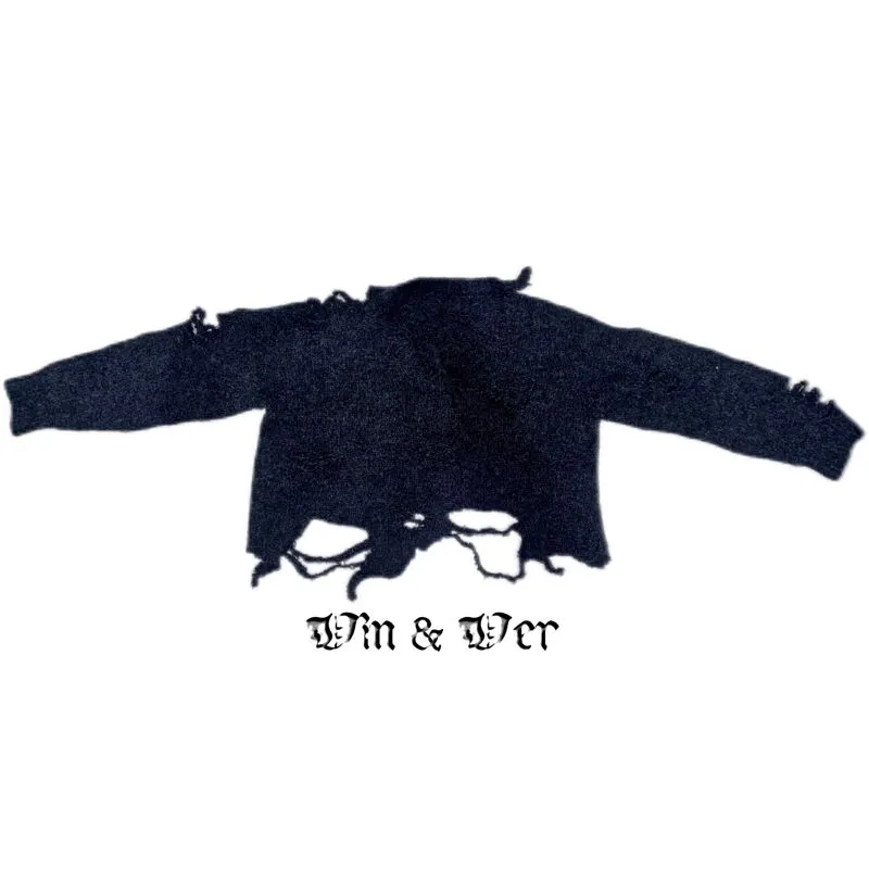 Disstresed Knitwear photo 1