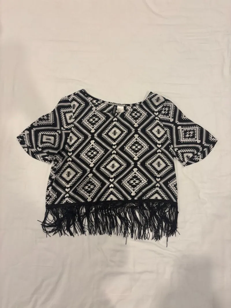 H&M bnw diamond fringe crop top  photo 1