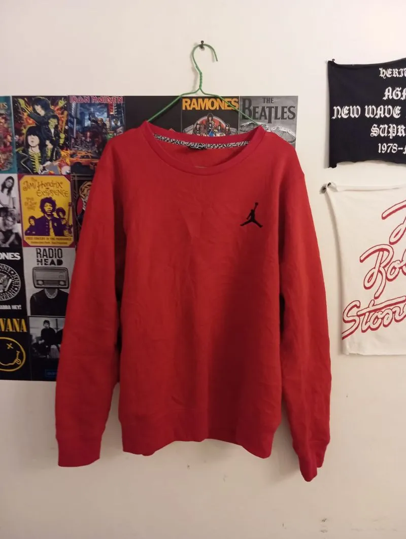 Nike Air Jordan Streetwear Sweater Pria red photo 1