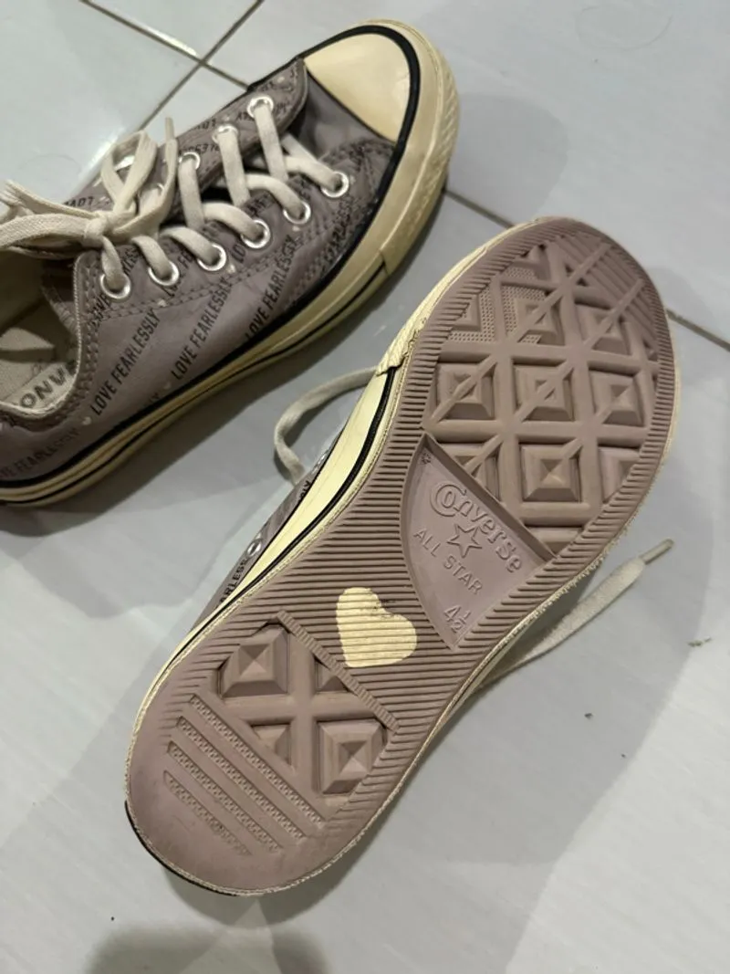 Converse chuck taylor photo 1