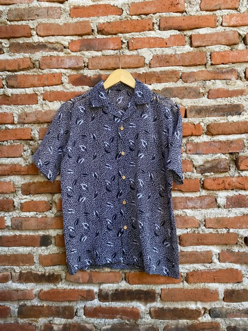 Flower shirt photo 1