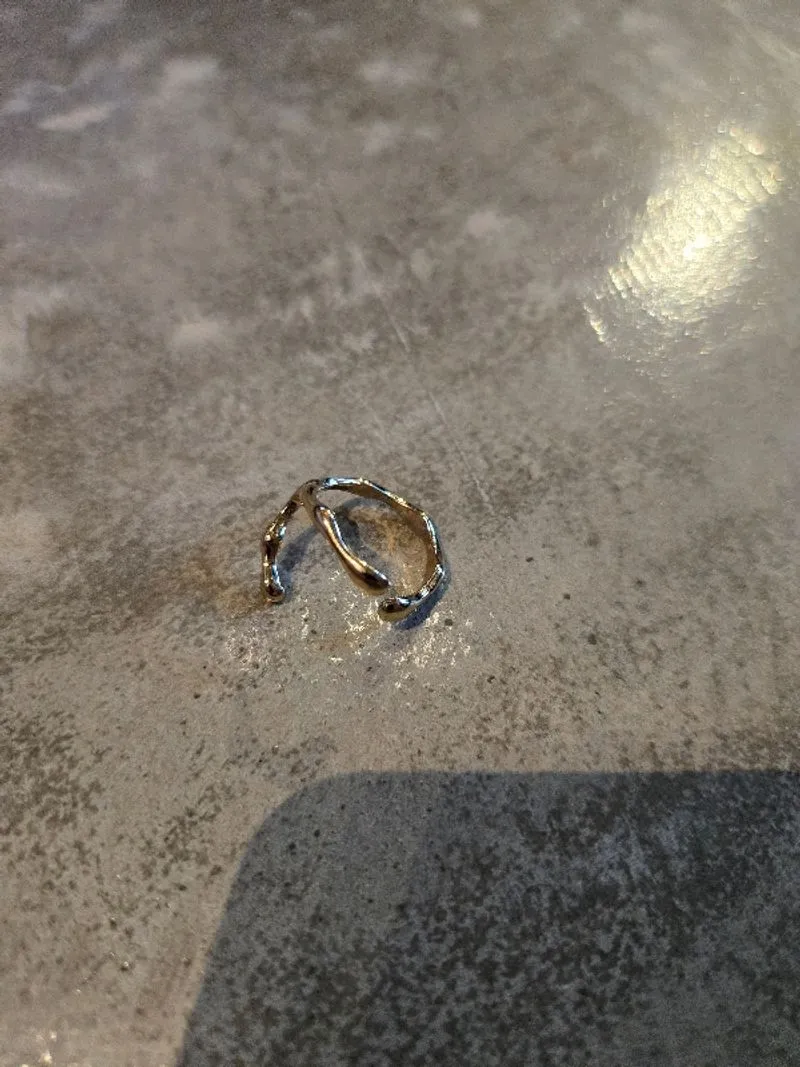 Adjustable ring photo 1