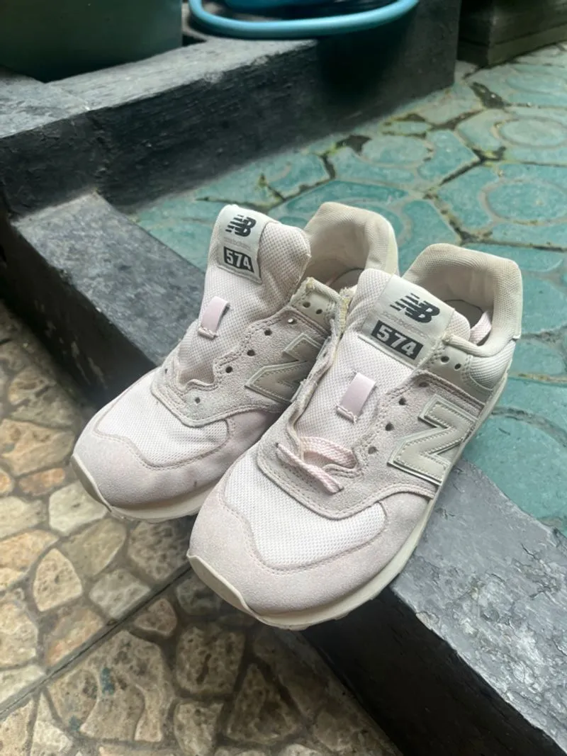 New Balance 574  photo 1