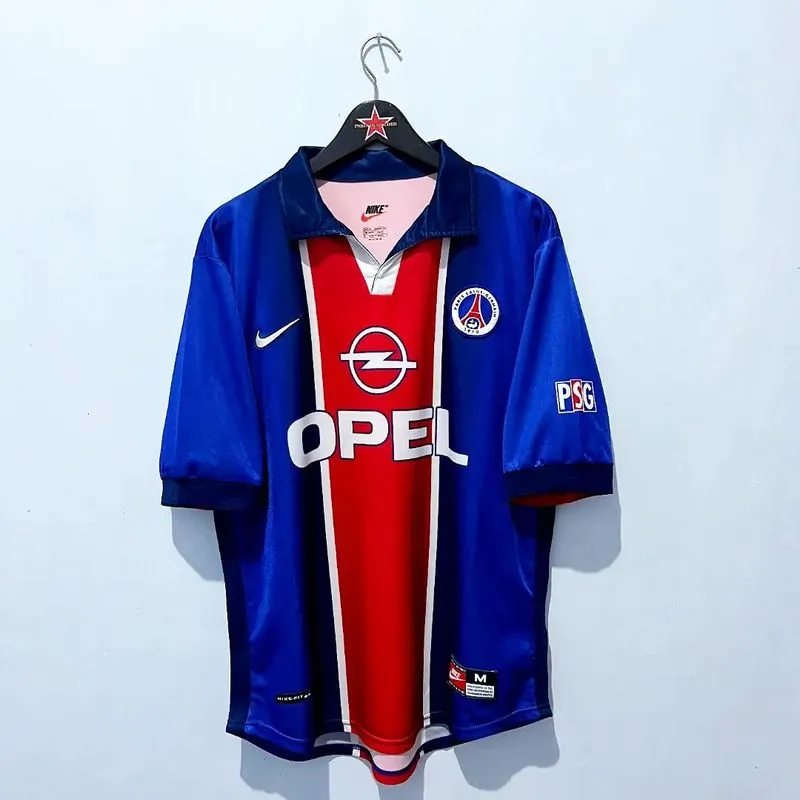 Nike Vintage Sportswear Jersey Pria red blue photo 1