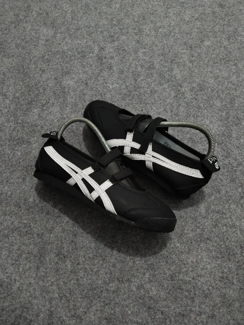 onitsuka photo 1