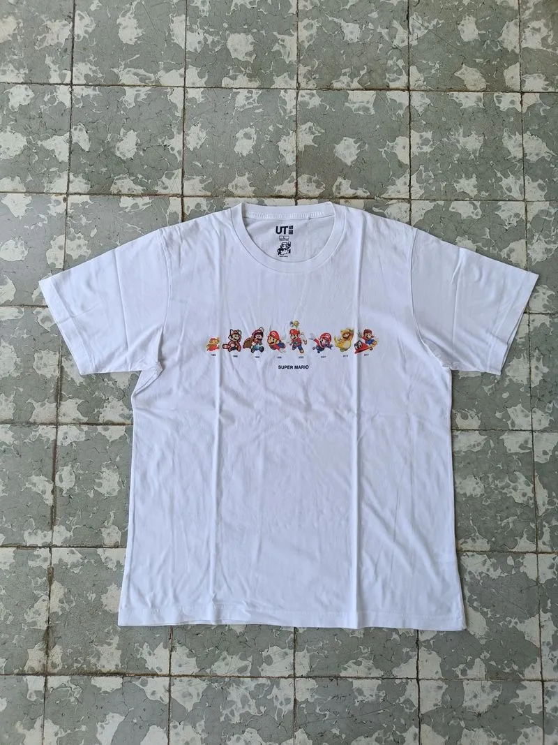 Uniqlo Vintage Y2K T-shirt Pria white photo 1
