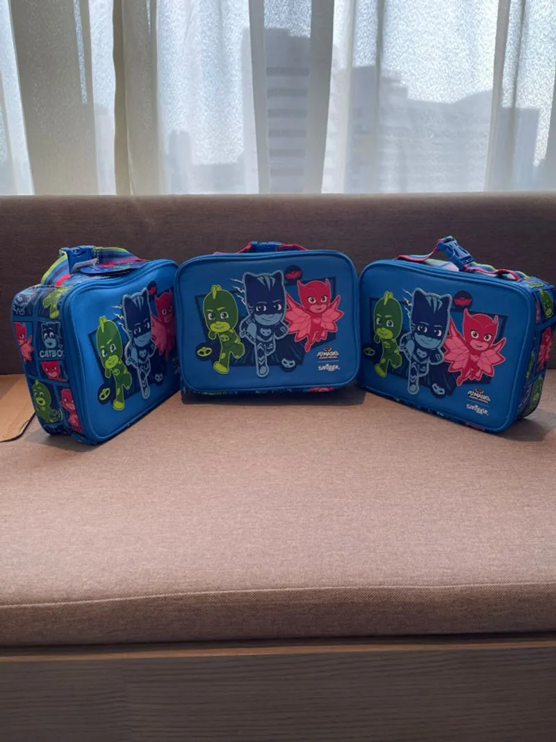NEW Smiggle Lunch Bag photo 1