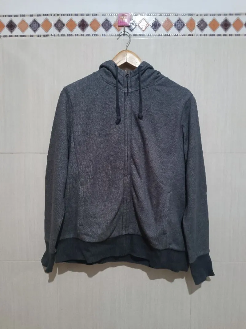 Uniqlo Sherpa Hoodie photo 1