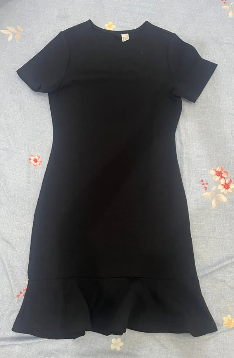 Dress Hitam H&M photo 1