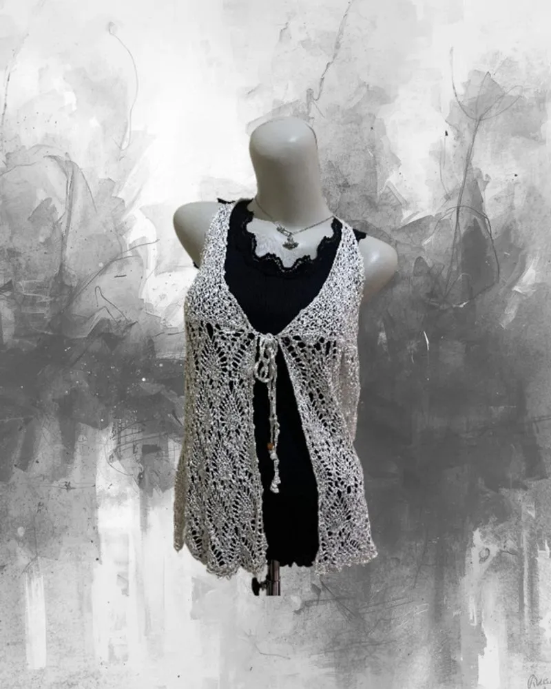  pretty vest  photo 1