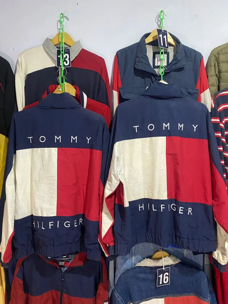 Tommy hilfiger photo 1