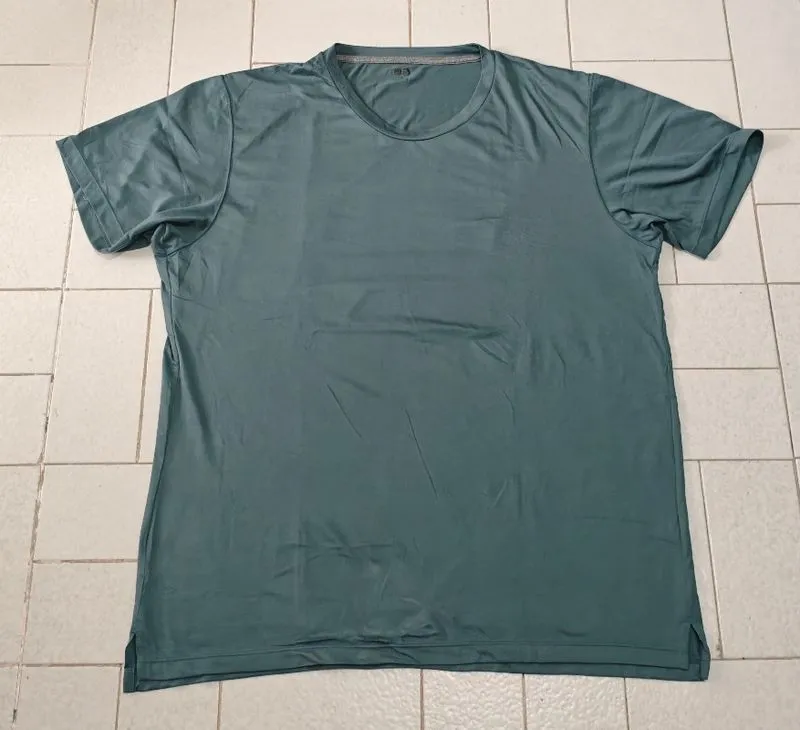 Kaos Polos Uniqlo Airism Hijau photo 1
