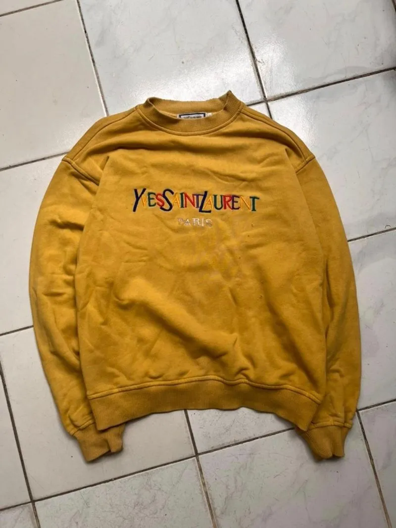 Crewneck Vtg By Ysl💛 photo 1