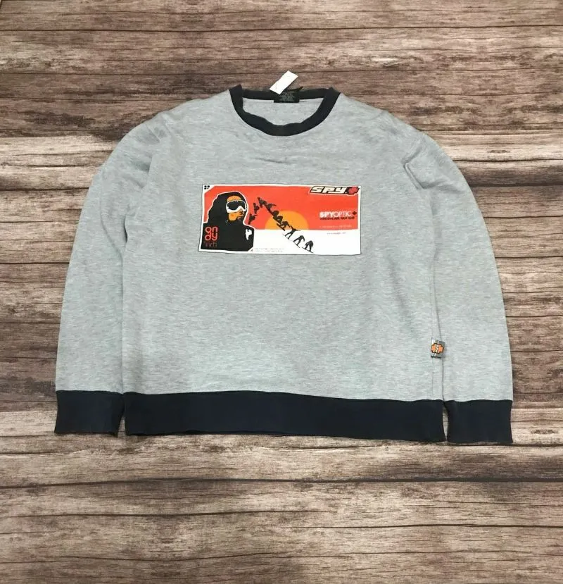 Crewneck Spy photo 1