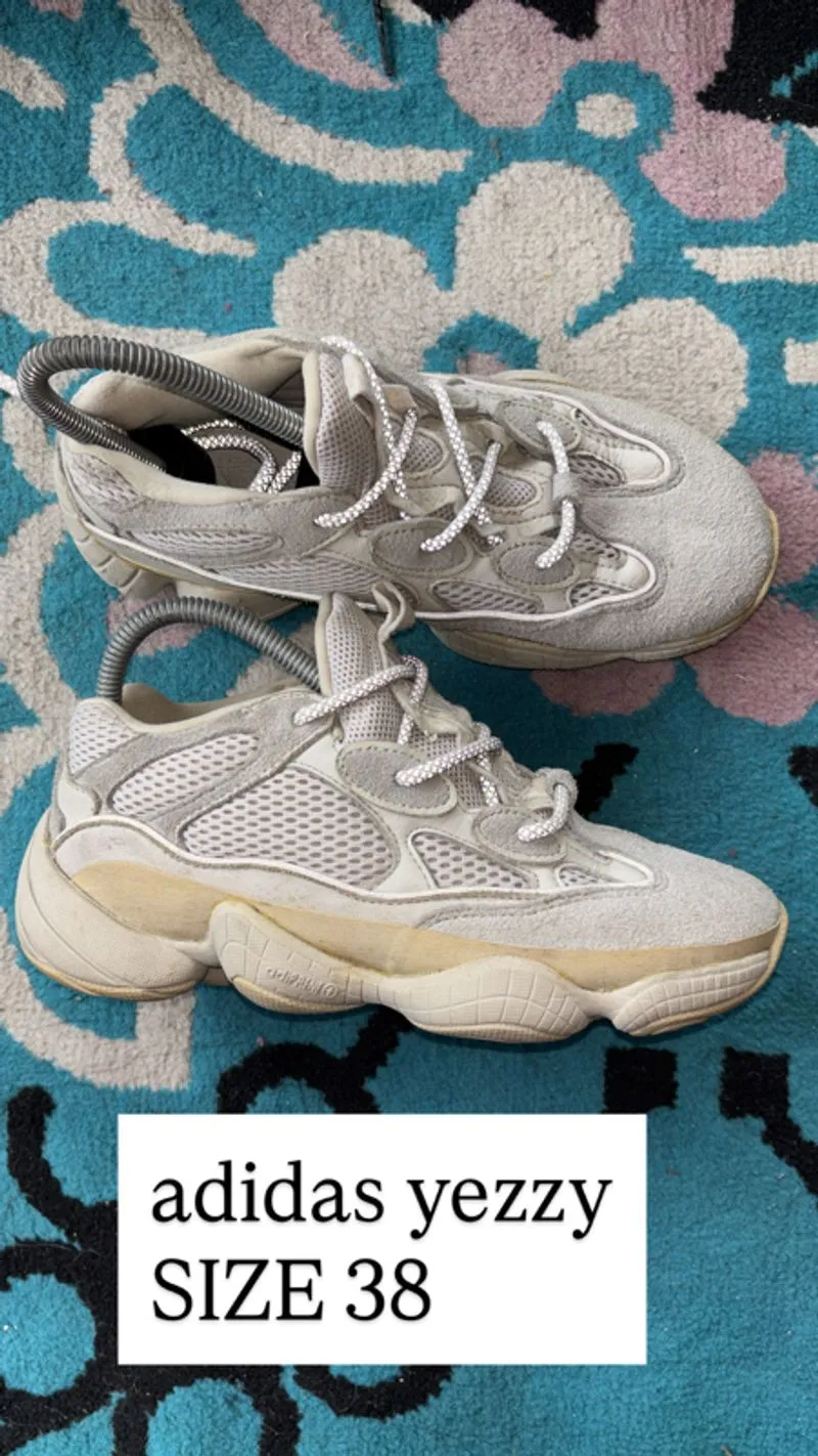Adidas Yezzy photo 1