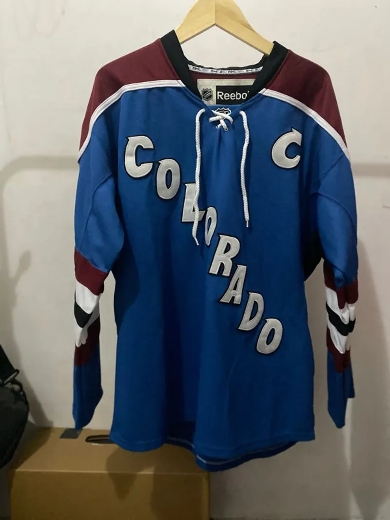 Reebok NHL Colorado Avalanche - Player Jersey (Landeskog 92) photo 1
