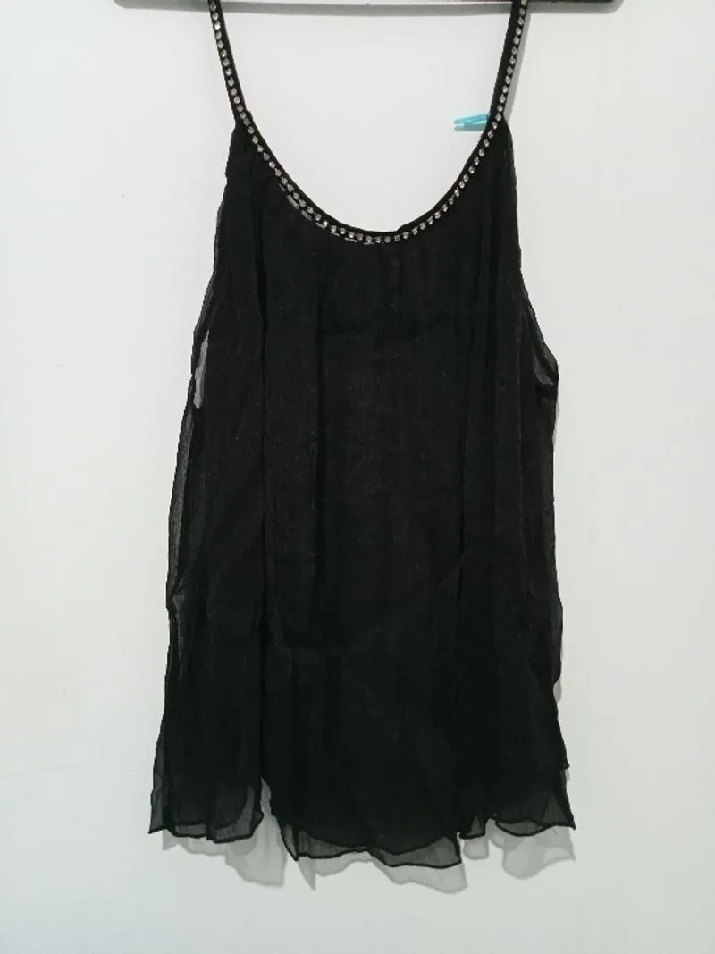 [ NETT ] Black Sheer Cami Top photo 1