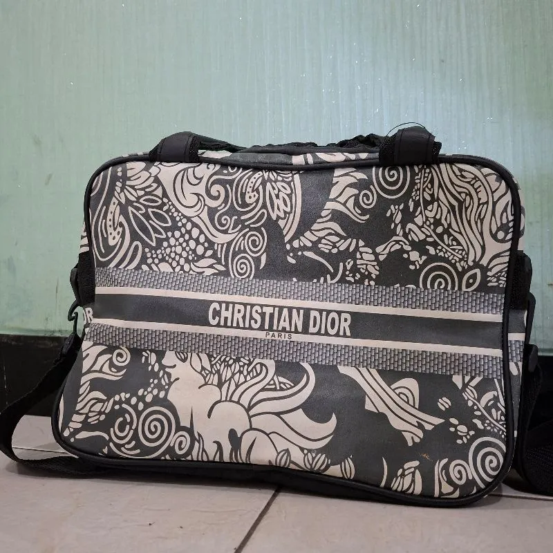 Travel Bag / Sling Bag / Tas Koper Mini / Tas Wanita photo 1