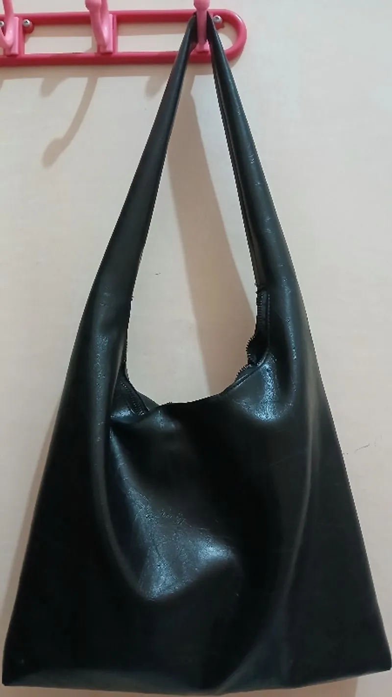 Tgifproject - Kyota Totebag Hitam Tone Wanita photo 1