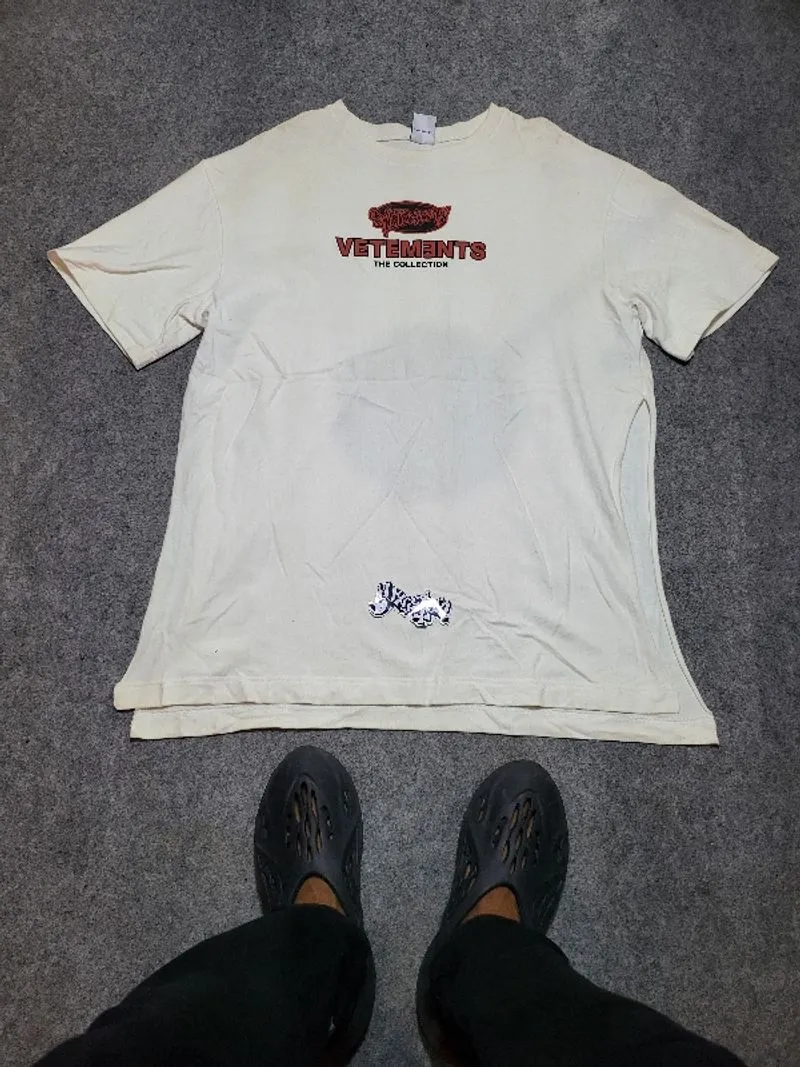VETEMENTS Logo Sweatshirt Oversize photo 1