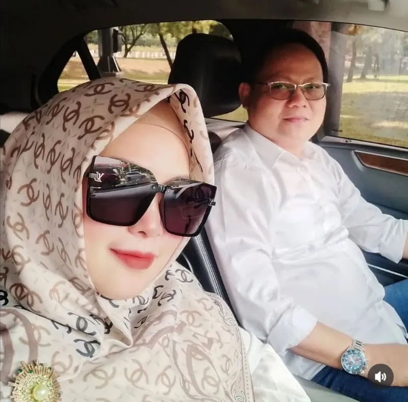 Hijab segi empat motif  photo 1