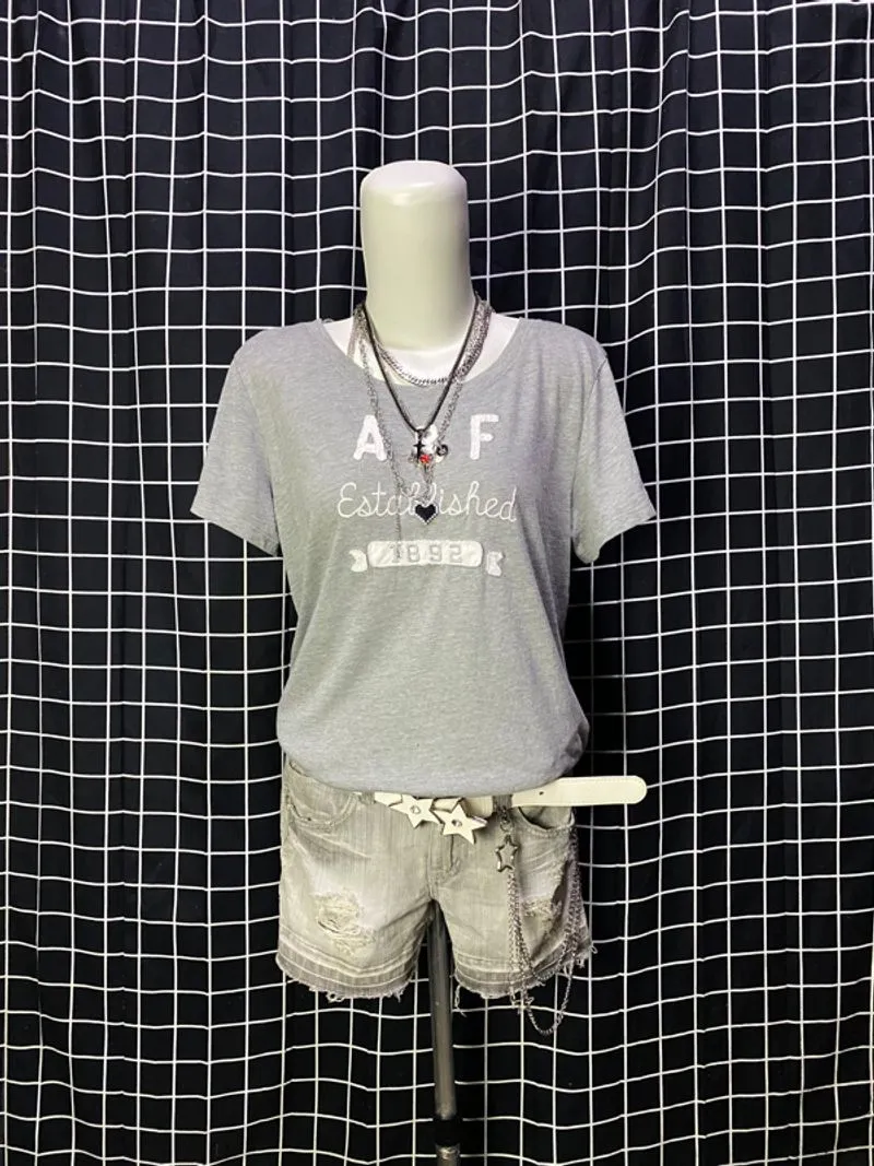 y2k abercrombie t-shirt photo 1