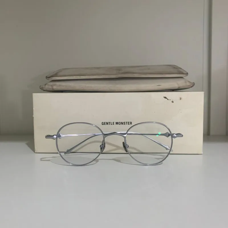 Gentle Monster EP02 Round Frame Glasses photo 1