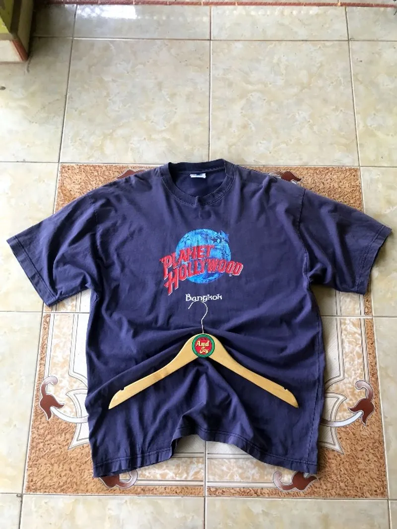 Kaos vintage planet Hollywood bangkok  photo 1