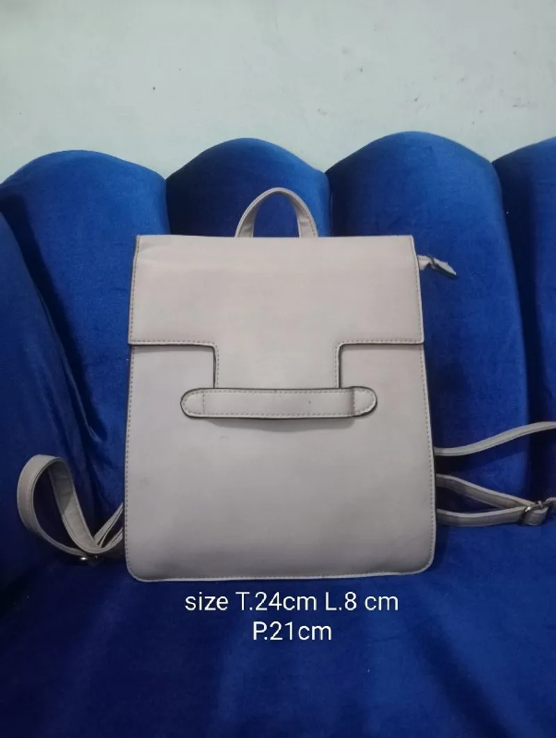 Tas ransel jalan wanita kulit/backpack wanita P4NT4 1C0N5  photo 1