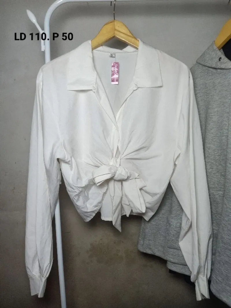 Kemeja crop outer putih lengan balon pinggang tali photo 1