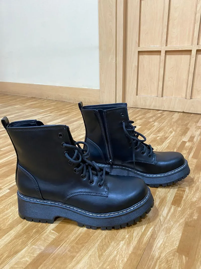 Payless Club Culture Womens Stormi Boots - Black photo 1