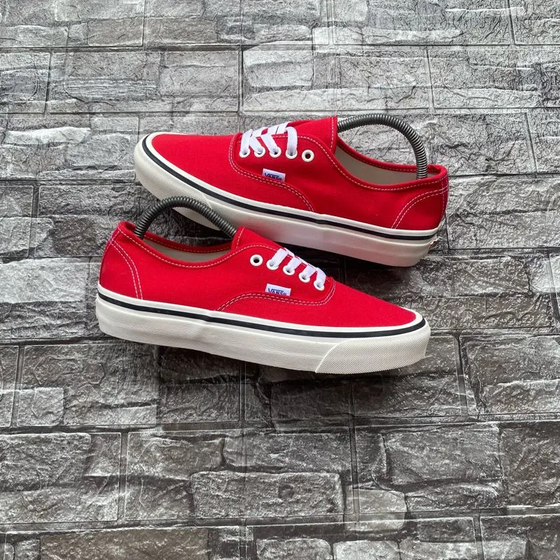 Vans Authentic Red photo 1