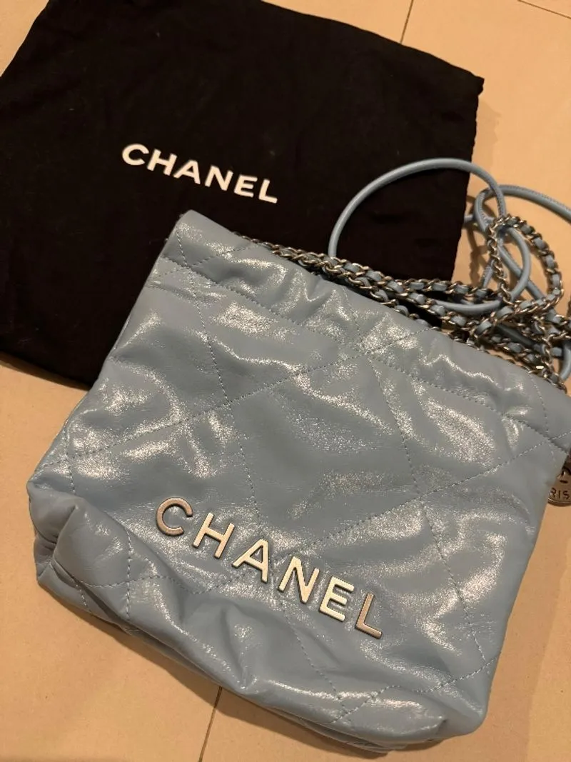 Chanel c 22 light blue like new fullset photo 1