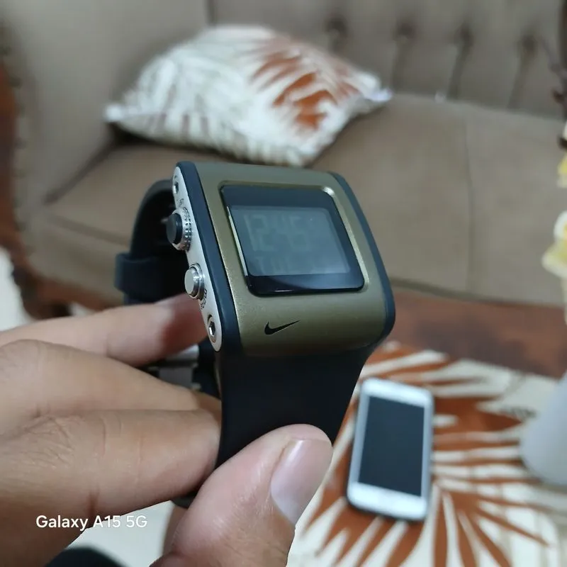 SIAPA CEPAT NIH‼️ JAM TANGAN VINTAGE - DIGITAL  photo 1