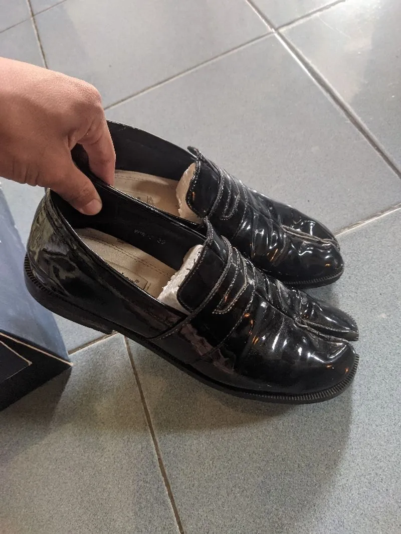 tabi shoes loafers not maison margiela tabi shoes tabi loafe photo 1