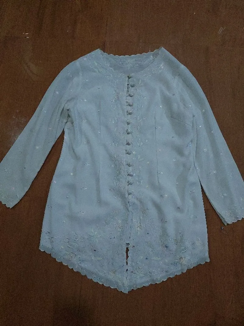 Kebaya Encim photo 1